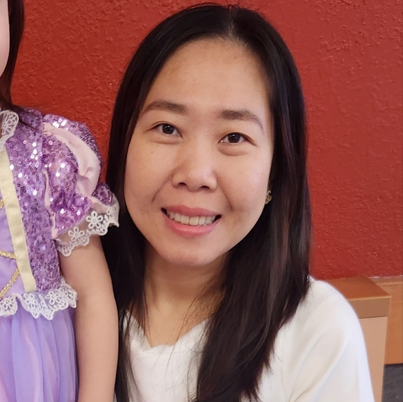 Meet your Posher, Yovanna - Picture 1 of 1